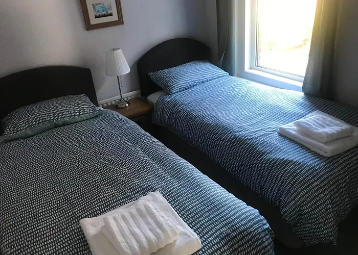 3 Double Bed House 10 Mins From Sandbanks
